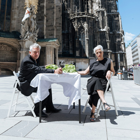 honey & bunny, Setz dich zu mir! (Detail), 2022, Dom Museum Wien, Otto Mauer Contemporary, honey & bunny © Bildrecht, Wien 2022, Foto: Marlene Fröhlich | luxundlumen.com