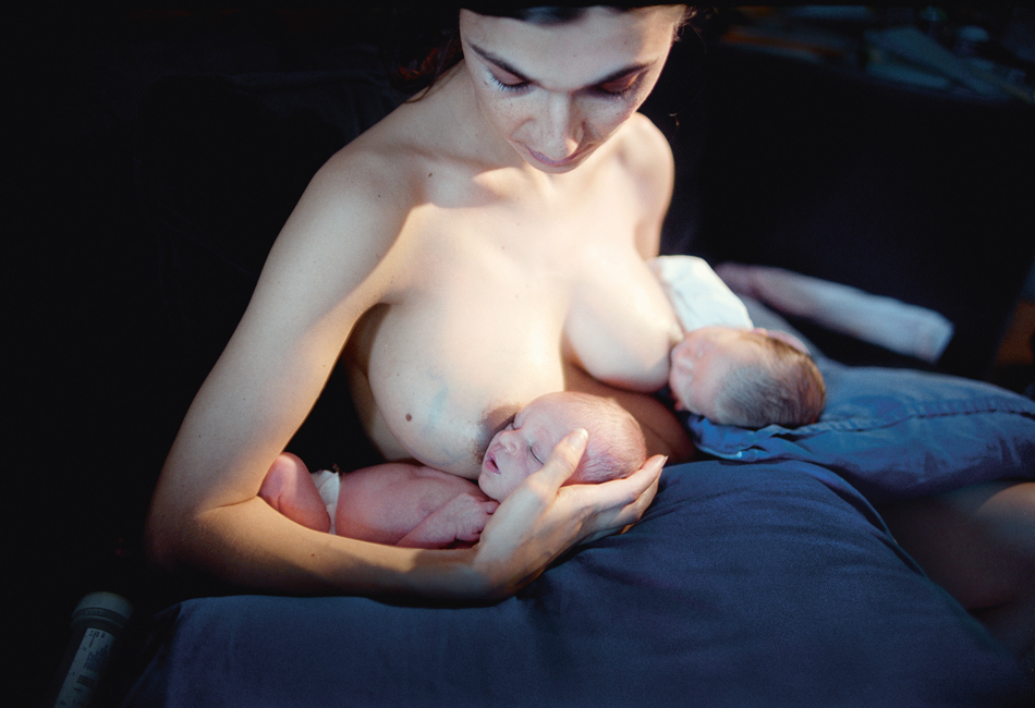Elinor Carucci, The First Week (Detail) aus der Serie Mother, 2004, Dom Museum Wien, Otto Mauer Contemporary, © Elinor Carucci, Foto: Elinor Carucci