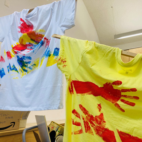 Hug Shirts, Foto: Katharina Karner Hug Shirts, Foto: Katharina Karner