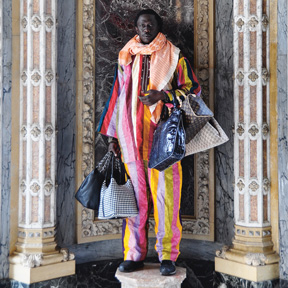 Kiluanji Kia Henda, The Merchant of Venice (Detail), 2010. Courtesy the Artist and Galleria Fonti, Naples, Courtesy the Artist and Galleria Fonti, Naples, Foto: Courtesy the Artist and Galleria Fonti, Naples
